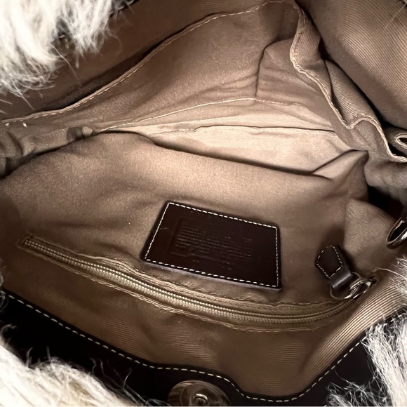 Coach Signature C Bag with Shearling Trim and Key Card Holder - Picture 8 of 16